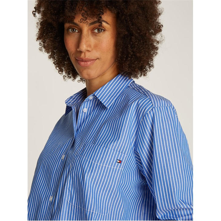 ESS POPLIN EASY FIT SHIRT